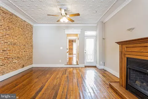 Living - 2123 Eastern Ave, Baltimore, MD 21231 photo 3 of 8