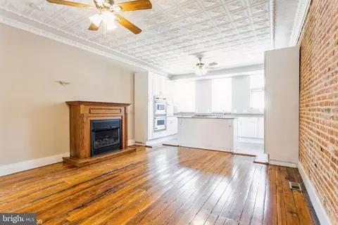 Living - 2123 Eastern Ave, Baltimore, MD 21231 photo 2 of 8