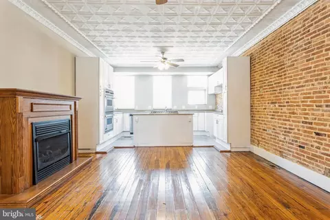 Living - 2123 Eastern Ave, Baltimore, MD 21231 photo 1 of 8