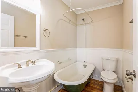 Bath - 2123 Eastern Ave, Baltimore, MD 21231 photo 1 of 3