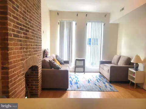 Living - 2009 Madison Ave, Baltimore, MD 21217 photo 1 of 2