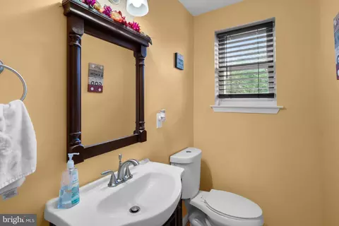 6016 Alta Ave, Baltimore, MD 21206 photo 18