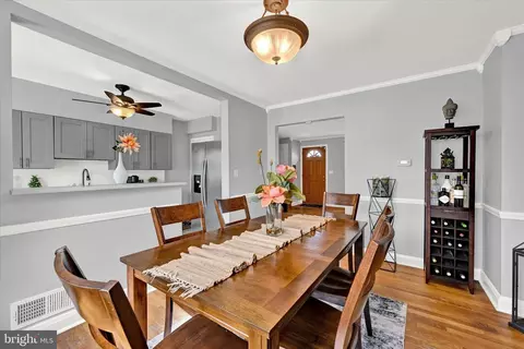 Dining - 1203 Walker Ave, Baltimore, MD 21239 photo 1 of 2