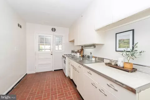 1222 Cedarcroft Rd, Baltimore, MD 21239 photo 10