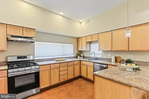 Kitchen - 105 E Barney St, Baltimore, MD 21230 photo 1 of 3