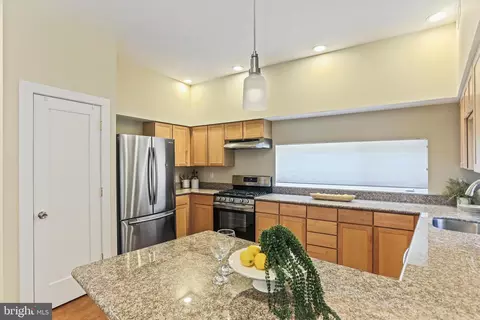 Kitchen - 105 E Barney St, Baltimore, MD 21230 photo 2 of 3