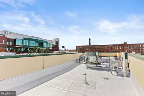 Exterior - 105 E Barney St, Baltimore, MD 21230 photo 2 of 3