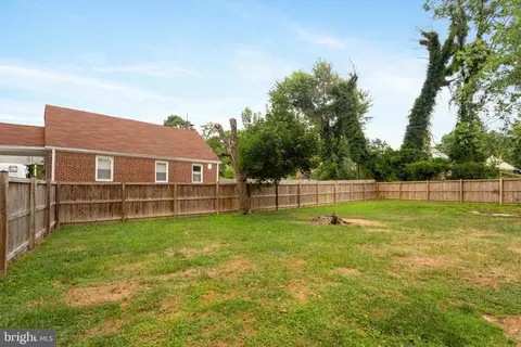 Exterior - 4801 Herring Run Dr, Baltimore, MD 21214 photo 7 of 7