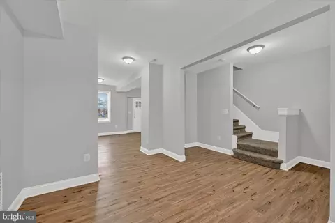 Entry Way - 4606 Pall Mall Rd, Baltimore, MD 21215 photo 5 of 5