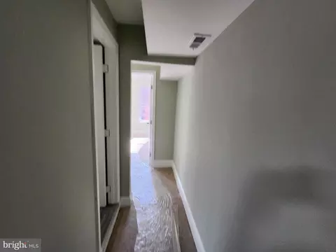 Entry Way - 642 Wyeth St, Baltimore, MD 21230 photo 2 of 3