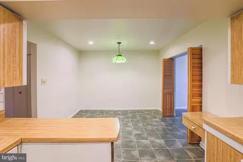 6303 Red Cedar Pl, Baltimore, MD 21209 photo 18