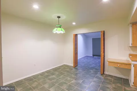 6303 Red Cedar Pl, Baltimore, MD 21209 photo 10