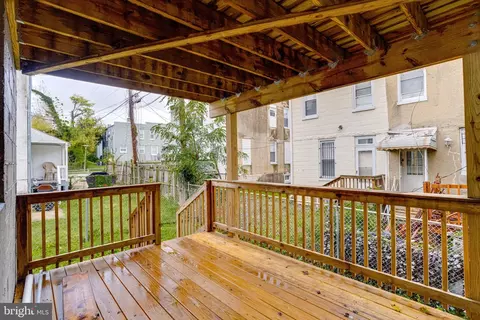Exterior - 704 Cator Ave, Baltimore, MD 21218 photo 9 of 11