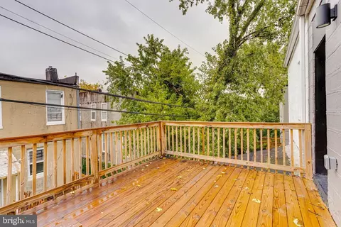 Exterior - 704 Cator Ave, Baltimore, MD 21218 photo 7 of 11