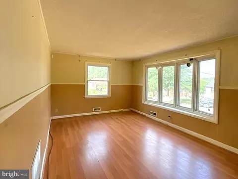 5220 Todd Ave, Baltimore, MD 21206 photo 2