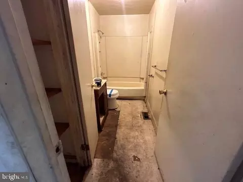 Entry Way - 2434 E Fayette St, Baltimore, MD 21224 photo 7 of 7