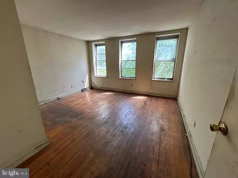 Living - 2434 E Fayette St, Baltimore, MD 21224 photo 5 of 5