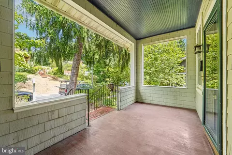 Exterior - 623 Deepdene Rd, Baltimore, MD 21210 photo 3 of 5