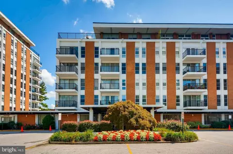 3601 Clarks Ln #334, Baltimore, MD 21215