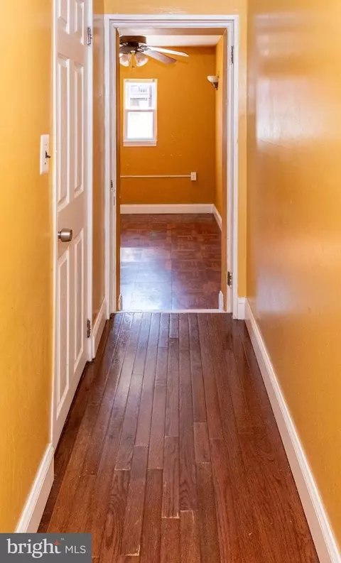 Entry Way - 1631 E 32nd St, Baltimore, MD 21218 photo 4 of 10
