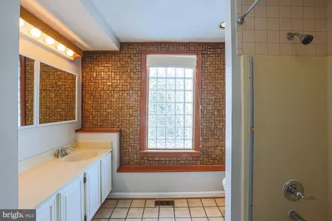 2110 E Lombard St, Baltimore, MD 21231 photo 41