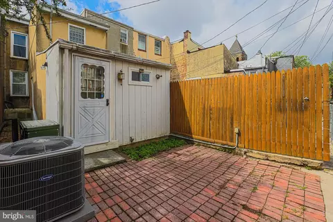 2110 E Lombard St, Baltimore, MD 21231 photo 45