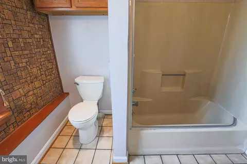 2110 E Lombard St, Baltimore, MD 21231 photo 43