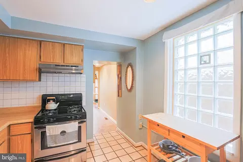 2110 E Lombard St, Baltimore, MD 21231 photo 23