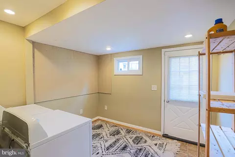 2110 E Lombard St, Baltimore, MD 21231 photo 31
