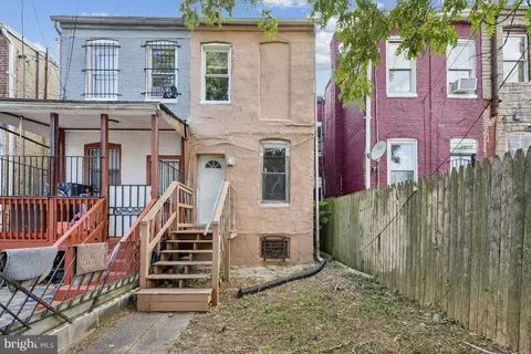 Exterior - 204 N Monroe St, Baltimore, MD 21223 photo 4 of 4