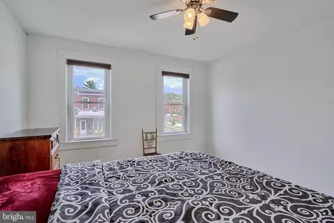 637 E 37th St, Baltimore, MD 21218 photo 9