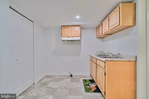 637 E 37th St, Baltimore, MD 21218 photo 20