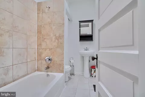 637 E 37th St, Baltimore, MD 21218 photo 14
