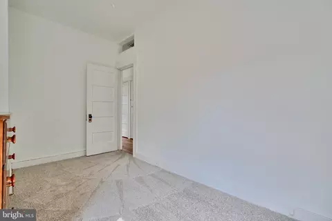 637 E 37th St, Baltimore, MD 21218 photo 13