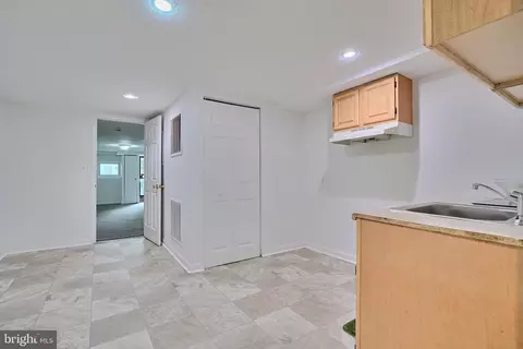 637 E 37th St, Baltimore, MD 21218 photo 21