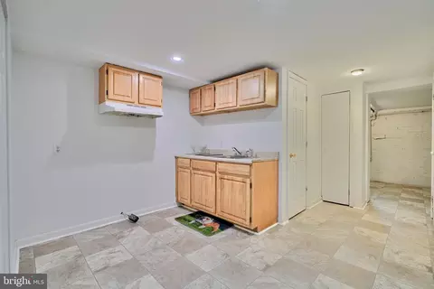 637 E 37th St, Baltimore, MD 21218 photo 19