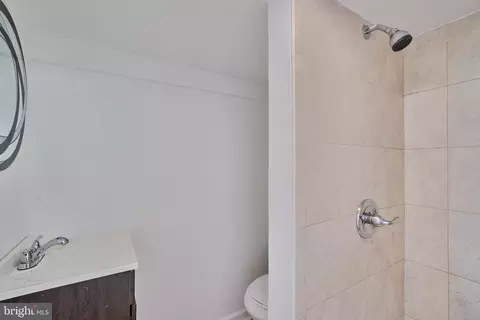 637 E 37th St, Baltimore, MD 21218 photo 24