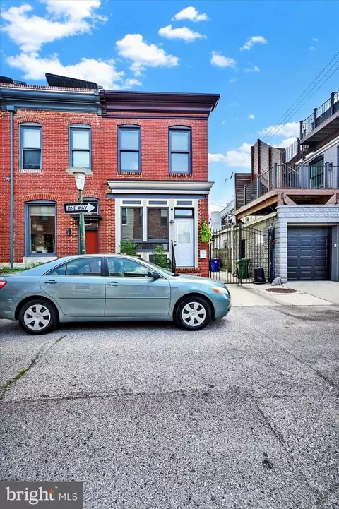 Exterior - 1 N Decker Ave, Baltimore, MD 21224 photo 2 of 3