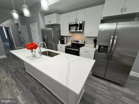 2565 Robb St, Baltimore, MD 21218