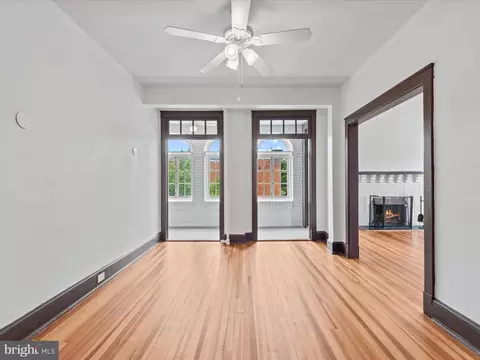 Living - 3024 N Calvert St N #E4, Baltimore, MD 21218 photo 6 of 6