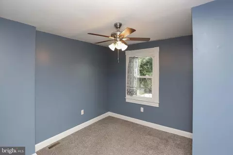 Entry Way - 412 E 27th St, Baltimore, MD 21218 photo 6 of 9