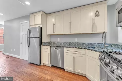 Kitchen - 644 Wyeth St, Baltimore, MD 21230 photo 3 of 5