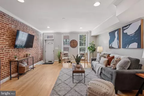 1705 Light St, Baltimore, MD 21230