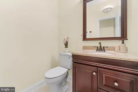 Bath - 128 Fort Ave, Baltimore, MD 21230 photo 2 of 6