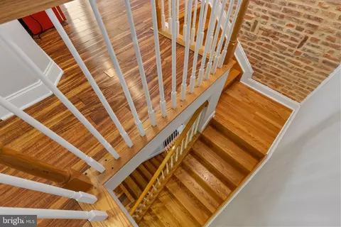 Entry Way - 318 E Lafayette Ave E, Baltimore, MD 21202 photo 8 of 8