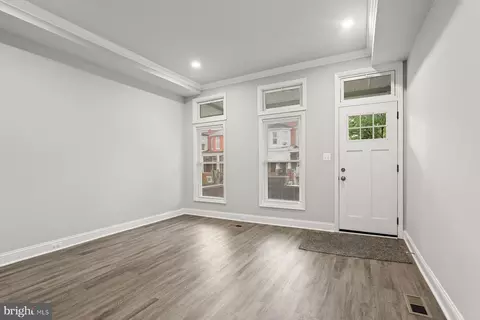 Living - 1632 Ruxton Ave, Baltimore, MD 21216 photo 1 of 2