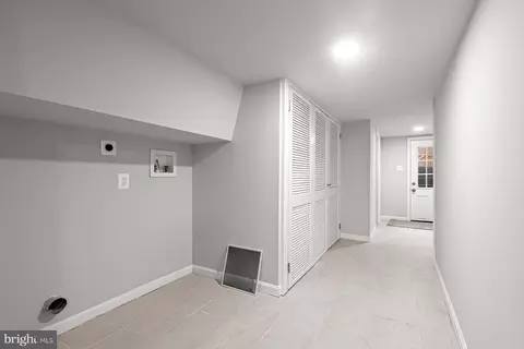 Entry Way - 1632 Ruxton Ave, Baltimore, MD 21216 photo 6 of 6