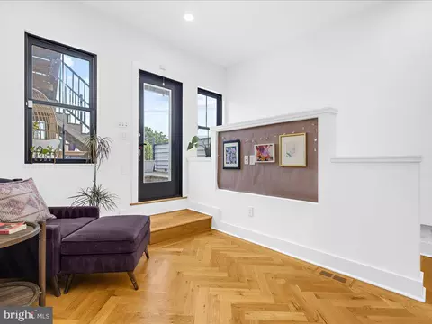 Entry Way - 1214 S Charles St, Baltimore, MD 21230 photo 4 of 4
