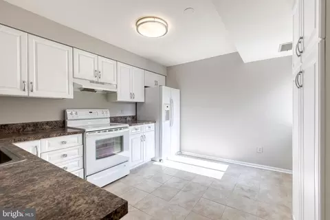 2903 Fallstaff Rd #607, Baltimore, MD 21209 photo 10
