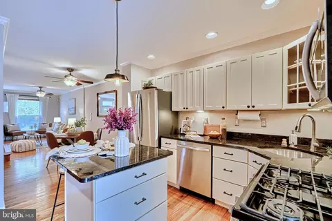 Kitchen - 940 S Clinton St, Baltimore, MD 21224 photo 1 of 5